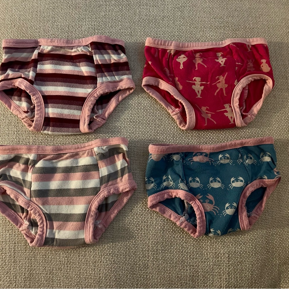 Kickee Trainers only used a few times size 2-3T